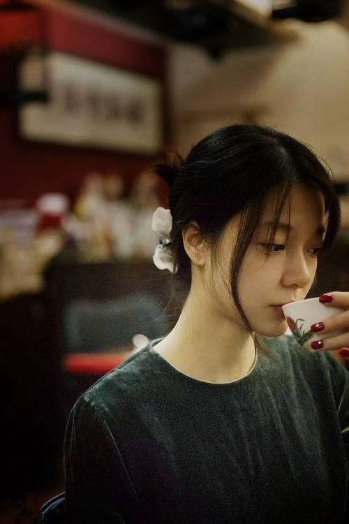 绿茵场上的阶级分野,2026世界杯,乌拉圭的狂暴与吉鲁的致命美学
